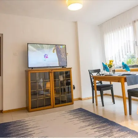 Апартаменты аpartment Gem In Centre Of